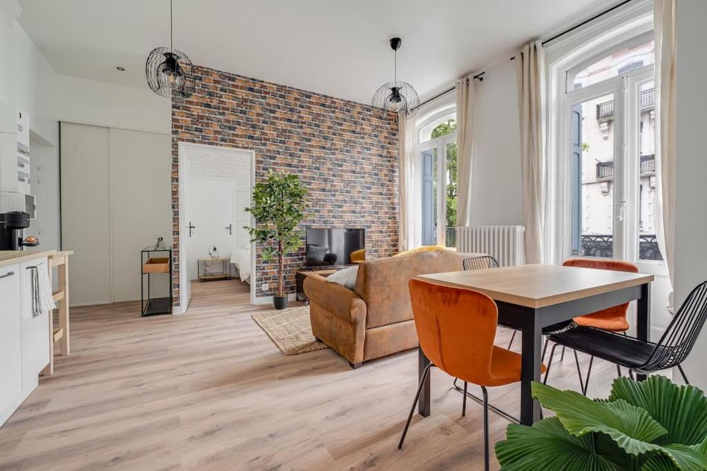 Grand Appartement «  City » Spacieux Et Moderne Saint-Etienne  Eksteriør billede