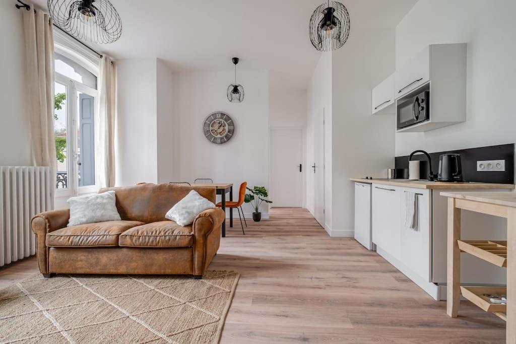 Grand Appartement «  City » Spacieux Et Moderne Saint-Etienne  Eksteriør billede